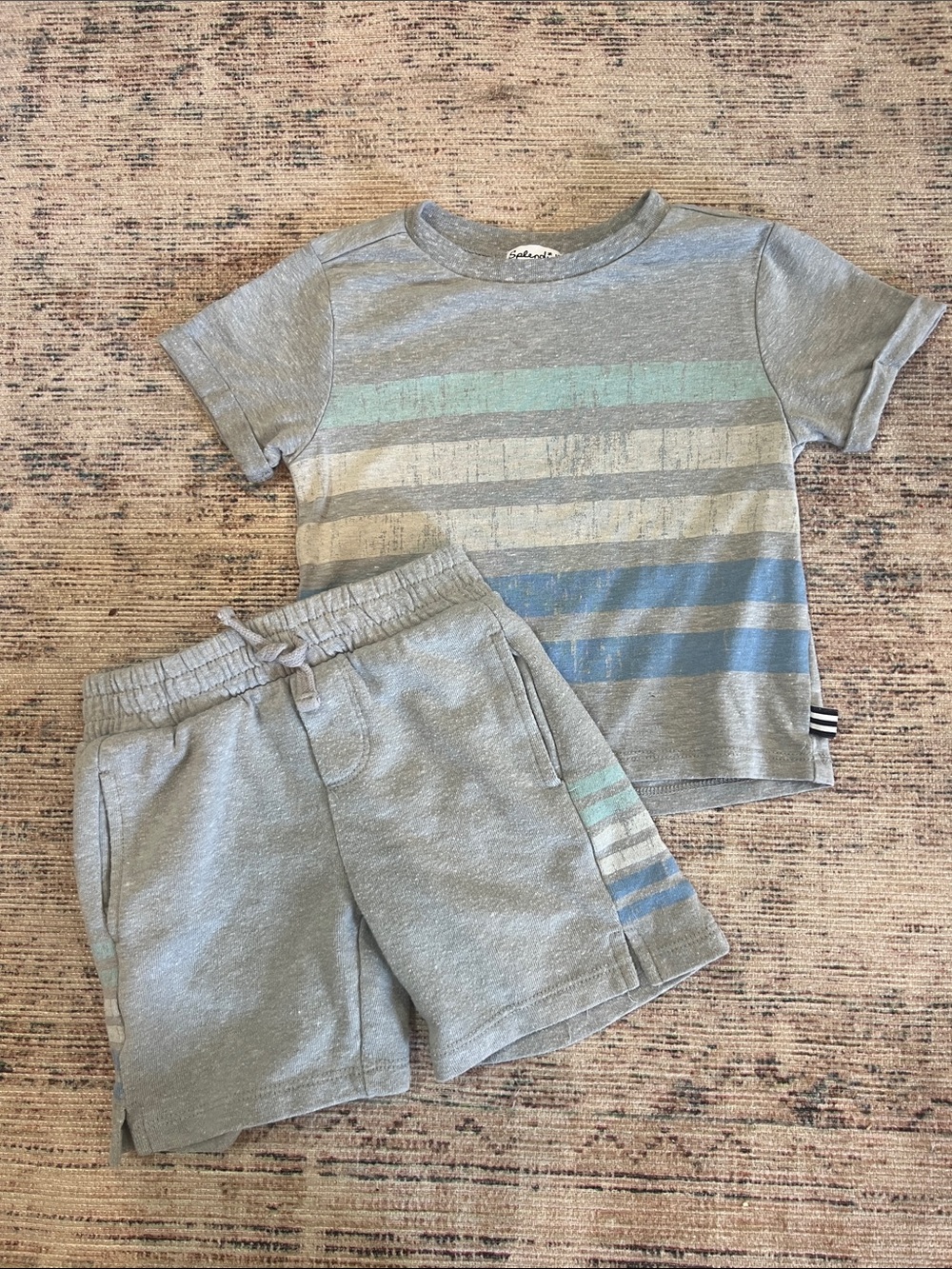 SPLENDID | 2piece 2t Toddler Grey Stripe Tee & Shorts Set